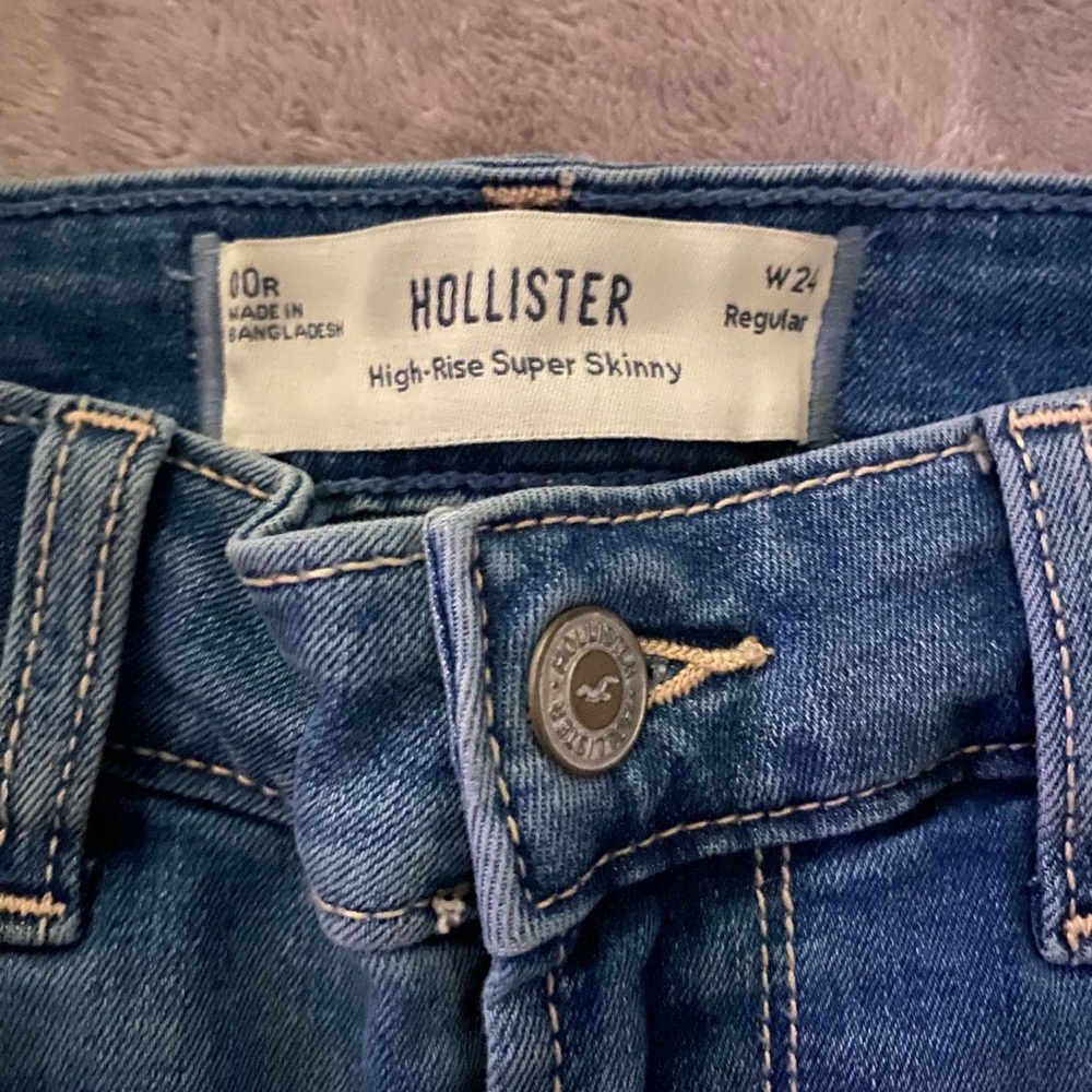 Hollister Blue Denim High-Rise Jeans